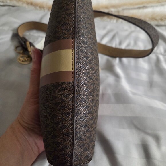 NWT - Michael Kors Belt Bag - Picture 6 of 9